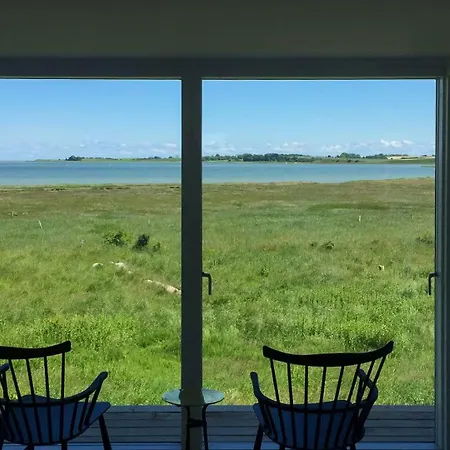 House With Covered Terrace By Stavns Fjord * Toftebjerg